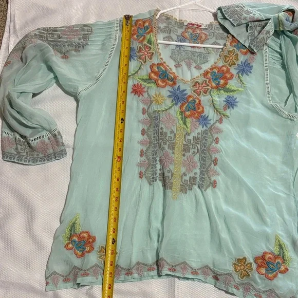 JHONY WAS Floral Embroidered Women's Top - Picture 13 of 16